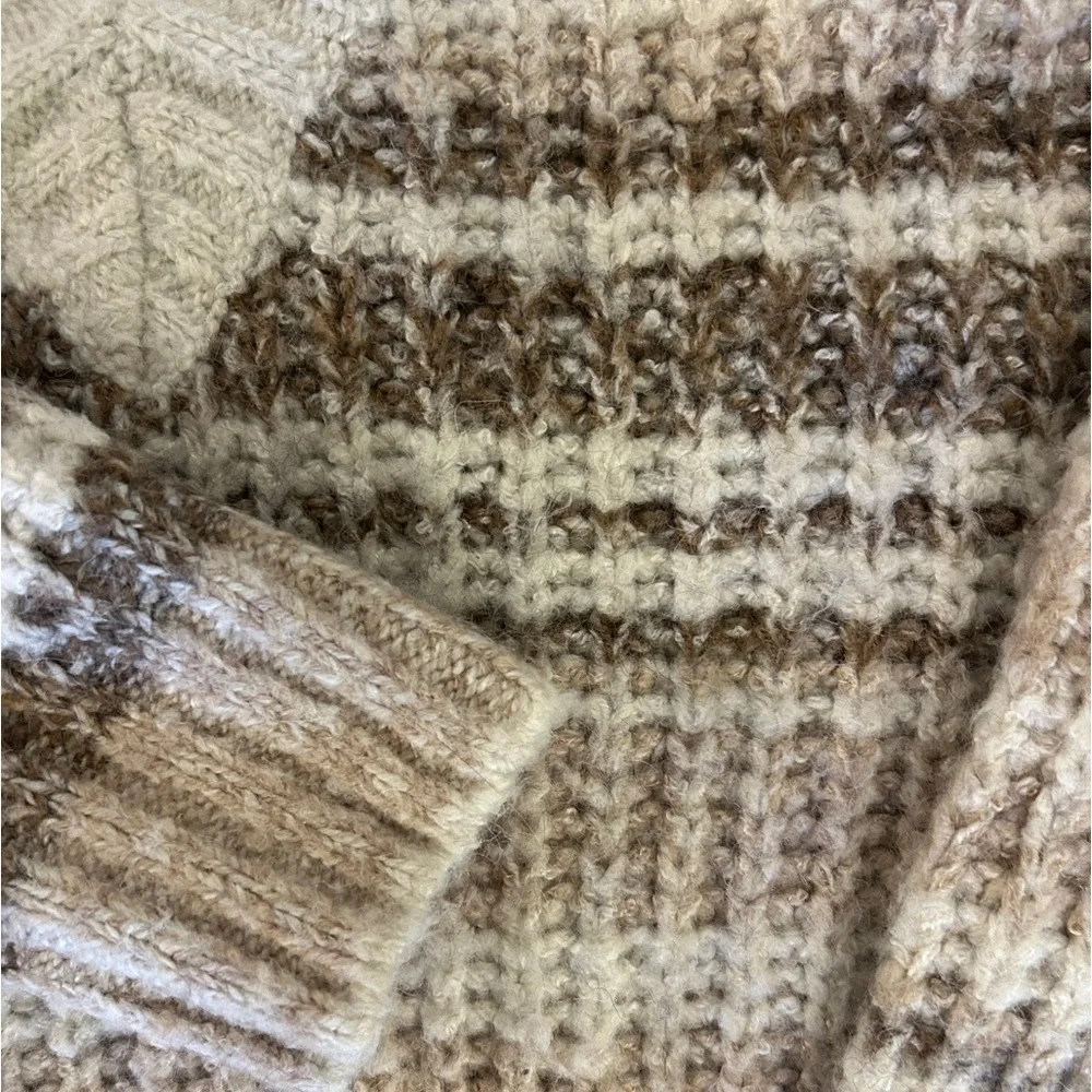 Bohme V Neck Sweater - Picture 5 of 6